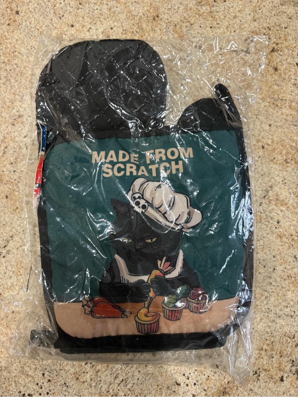 Black Cat Made From Scratch Oven Mitt and Pot Holder